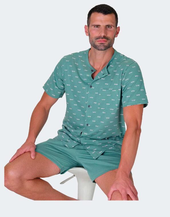 Pijama-hombre-punto-CORTO-abierto-delante-estampado-gafas