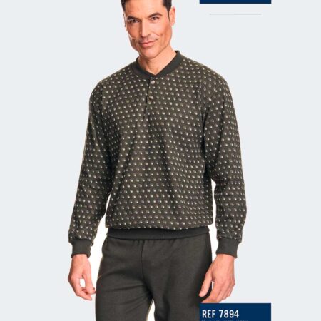 Pijama hombre punto felpa con tapeta botones  acabado canalé estampado cuadrito pequeño verde