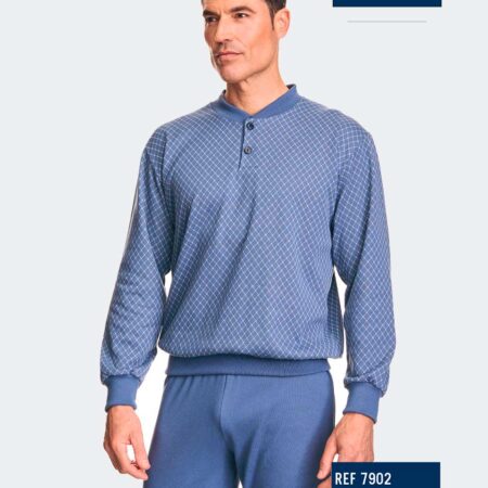 Pijama punto felpa de hombre con tapeta botones, con acabado canalé a rombos